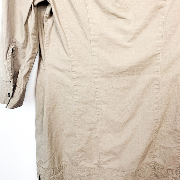 Brown Button-Up Blouse 3/4 Sleeve Length - Picture 3 of 10